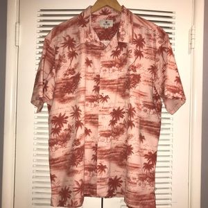Solitude Men’s Button Up Hawaiian Shirt EUC